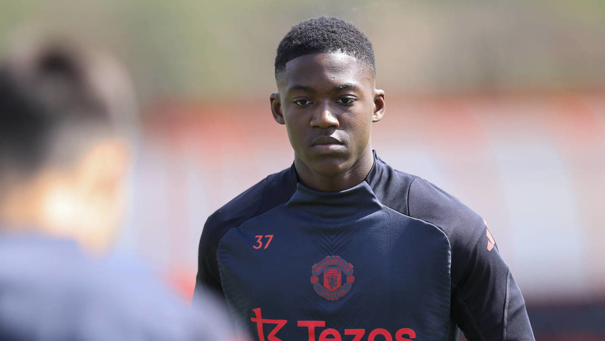 Кобби Майну.