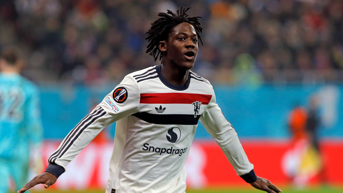 Кобби Майну.