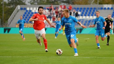 Костромской «Спартак» победил «Чайку» в 11-м туре ФНЛ.