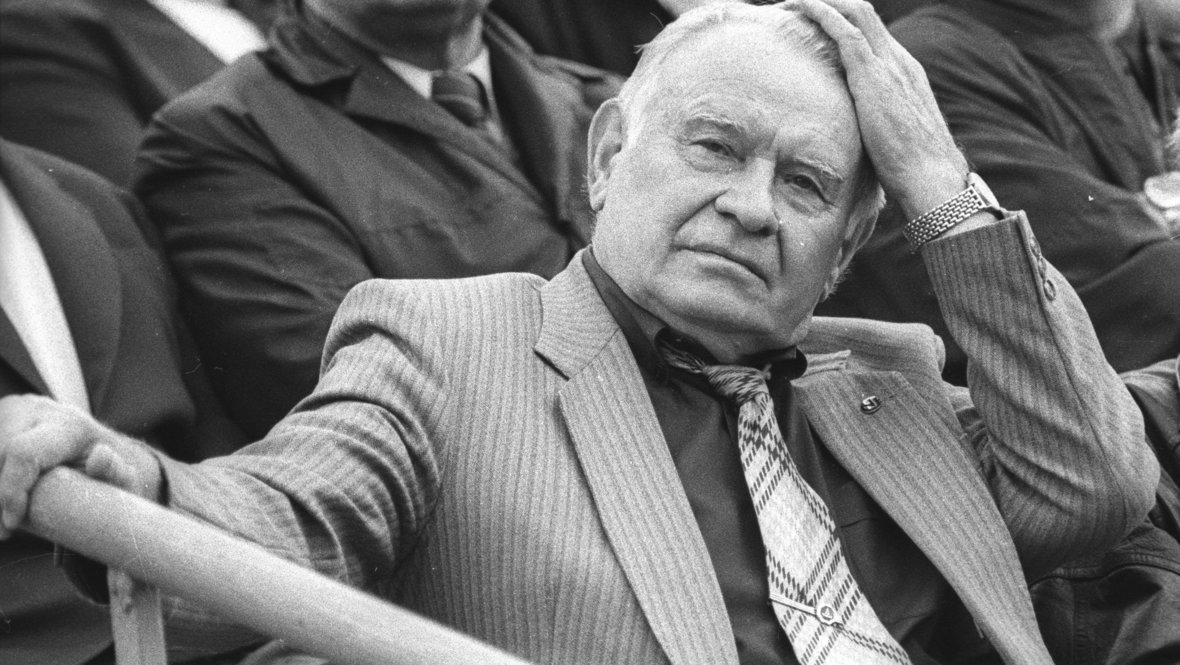 Константин Бесков.