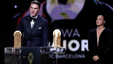 Дьекереш получил Трофей Мюллера — награду лучшему бомбардиру сезона-2024/25