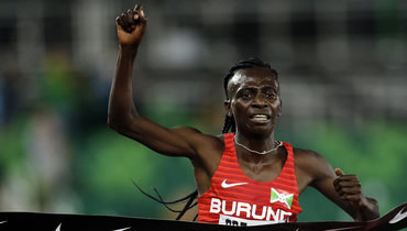 Франсин Нийонсаба.