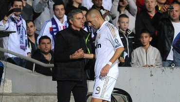 Моуринью хочет пригласить Бензема в «Бенфику»