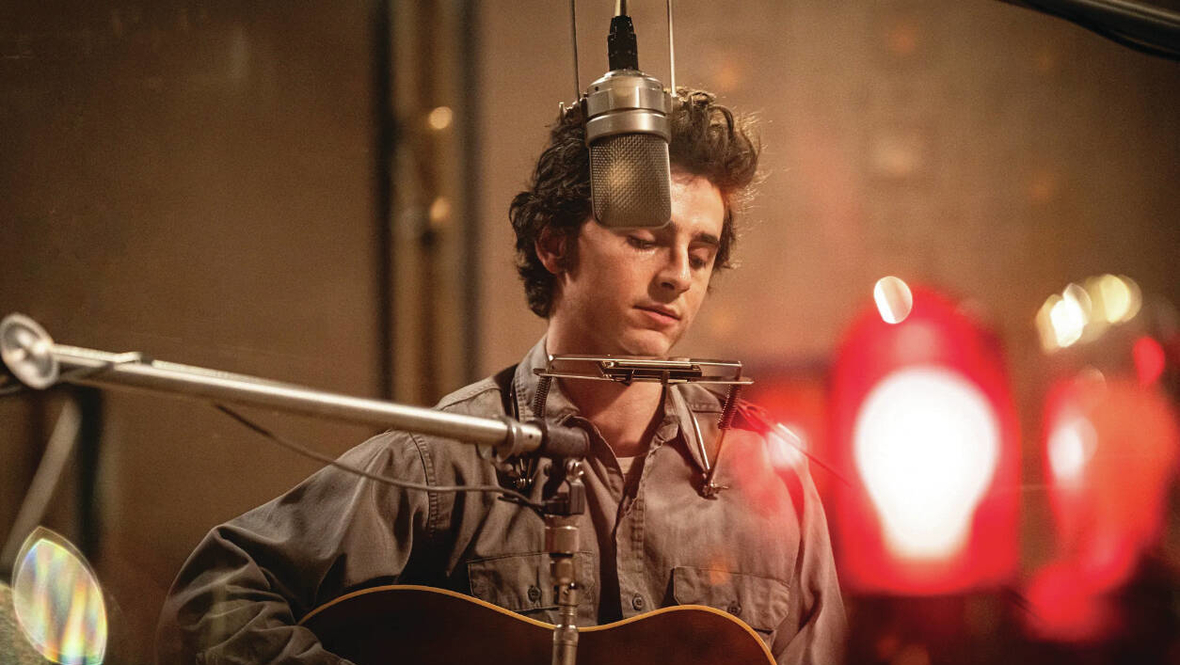 Кадр из фильма «Боб Дилан: Никому не известный», режиссер Джеймс Мэнголд, Searchlight Pictures