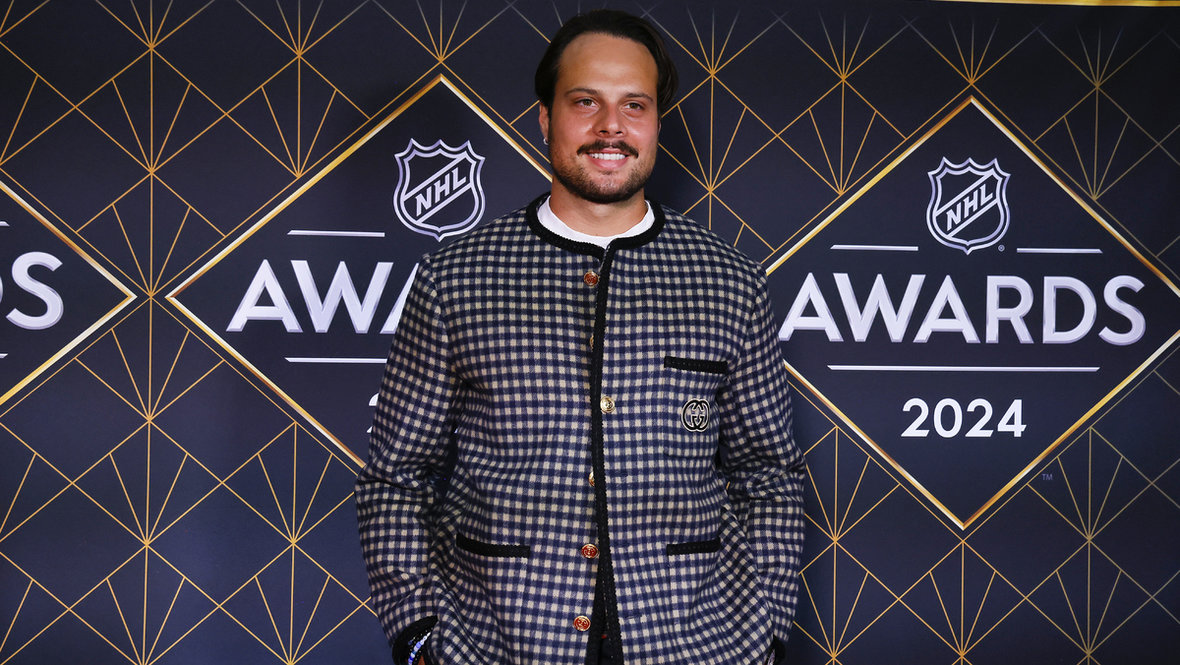 Остон Мэттьюс.