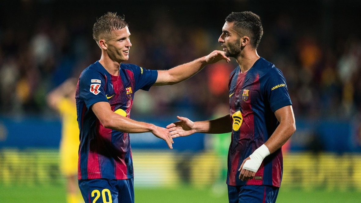 Дани Ольмо и Ферран Торрес («Барселона»).