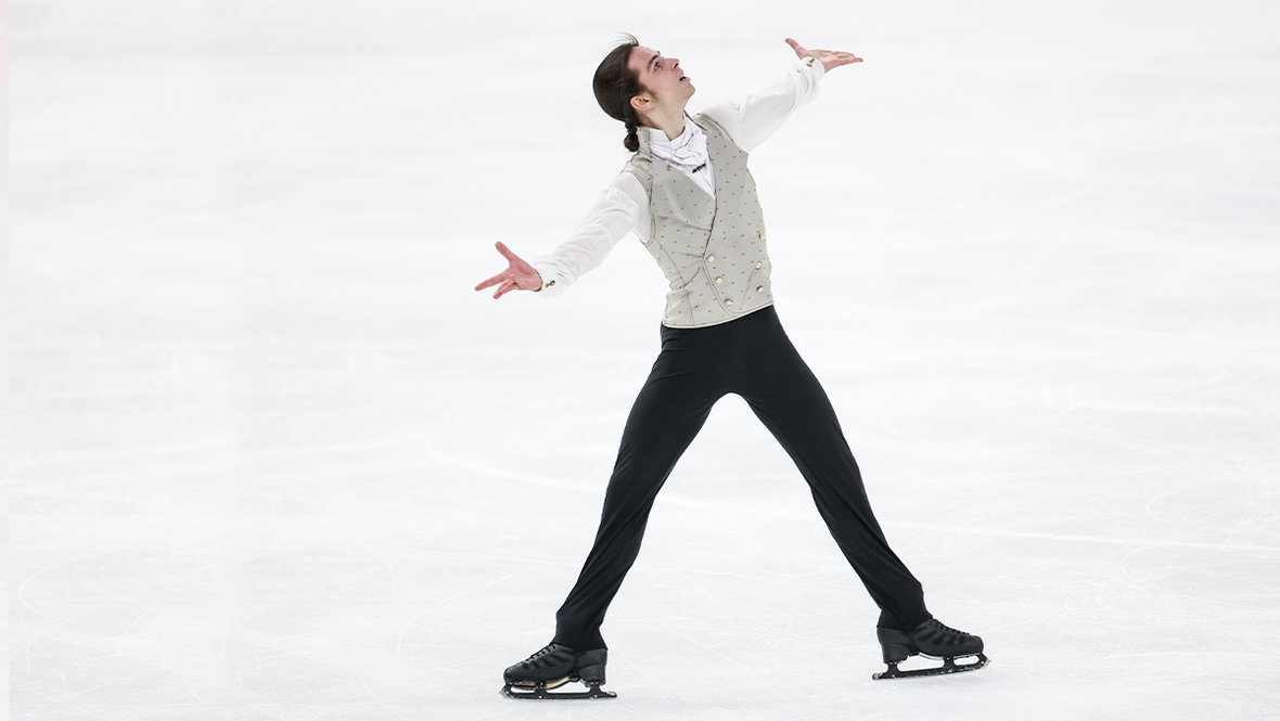 Петр Гуменник.