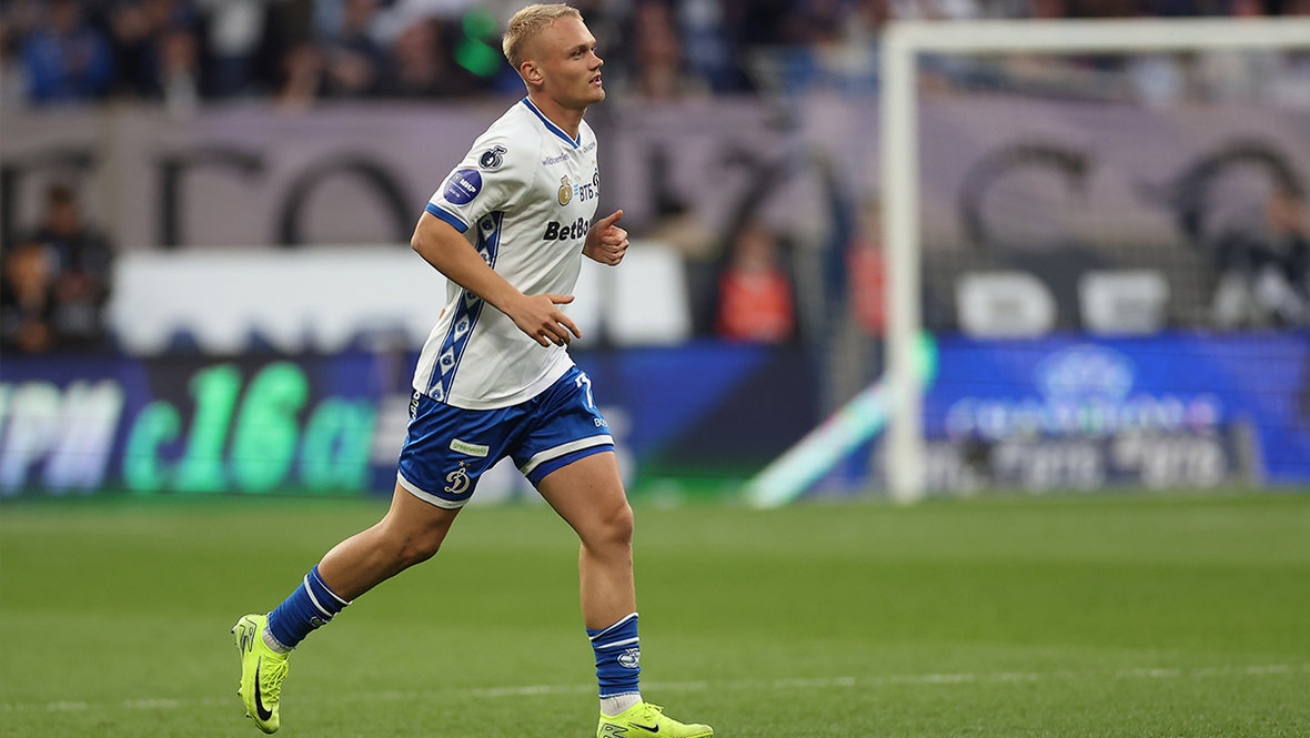 Константин Тюкавин.