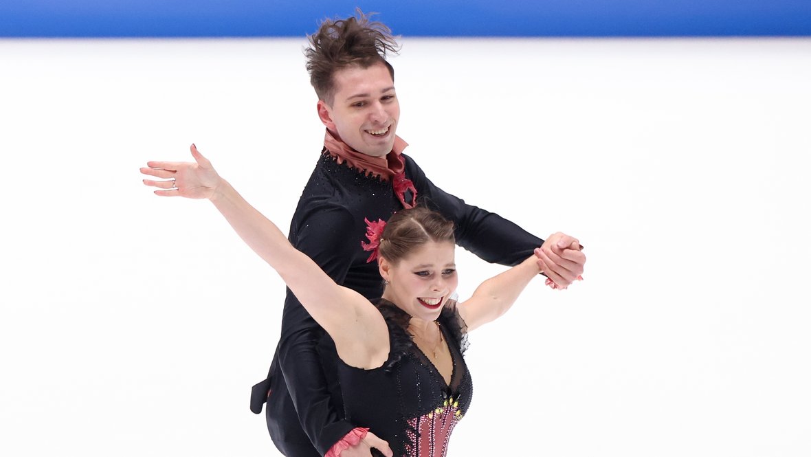 Анастасия Мишина и Александр Галлямов.