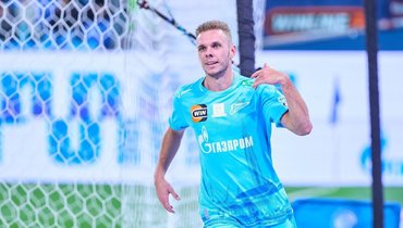 «Радимов разбирается в футболе лучше, чем Аршавин». Наконец-то Глушенков с наградой после матча!