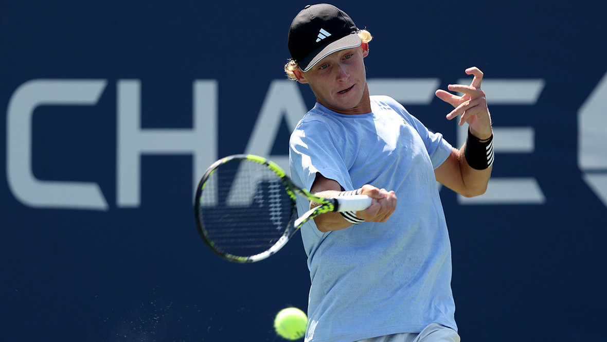 Ярослав Демин.