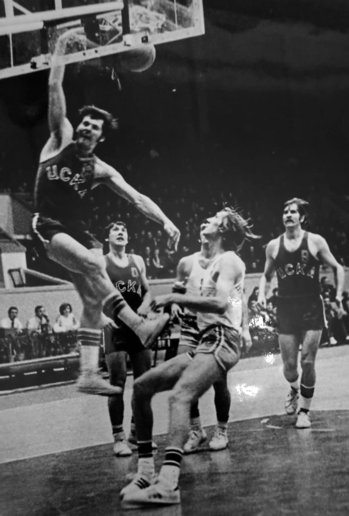 Виктор Петраков в полете.