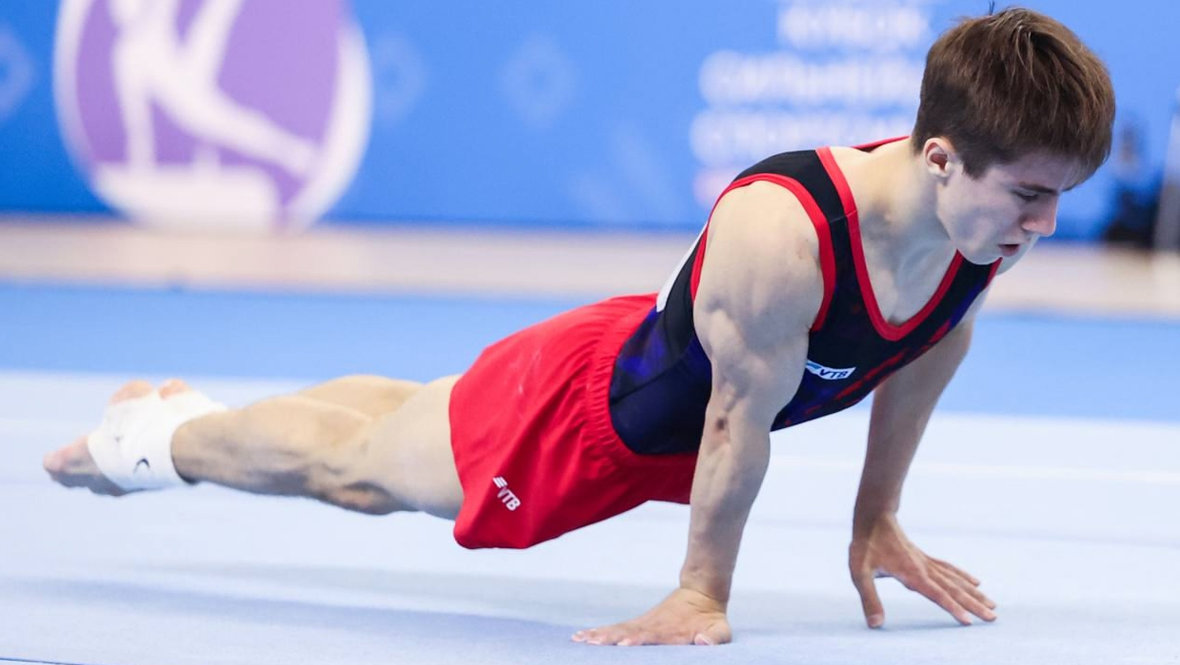 «Впереди Олимпийские игры, нужно успеть собрать программу». В России растет юниор, который уже обходит мужскую сборную