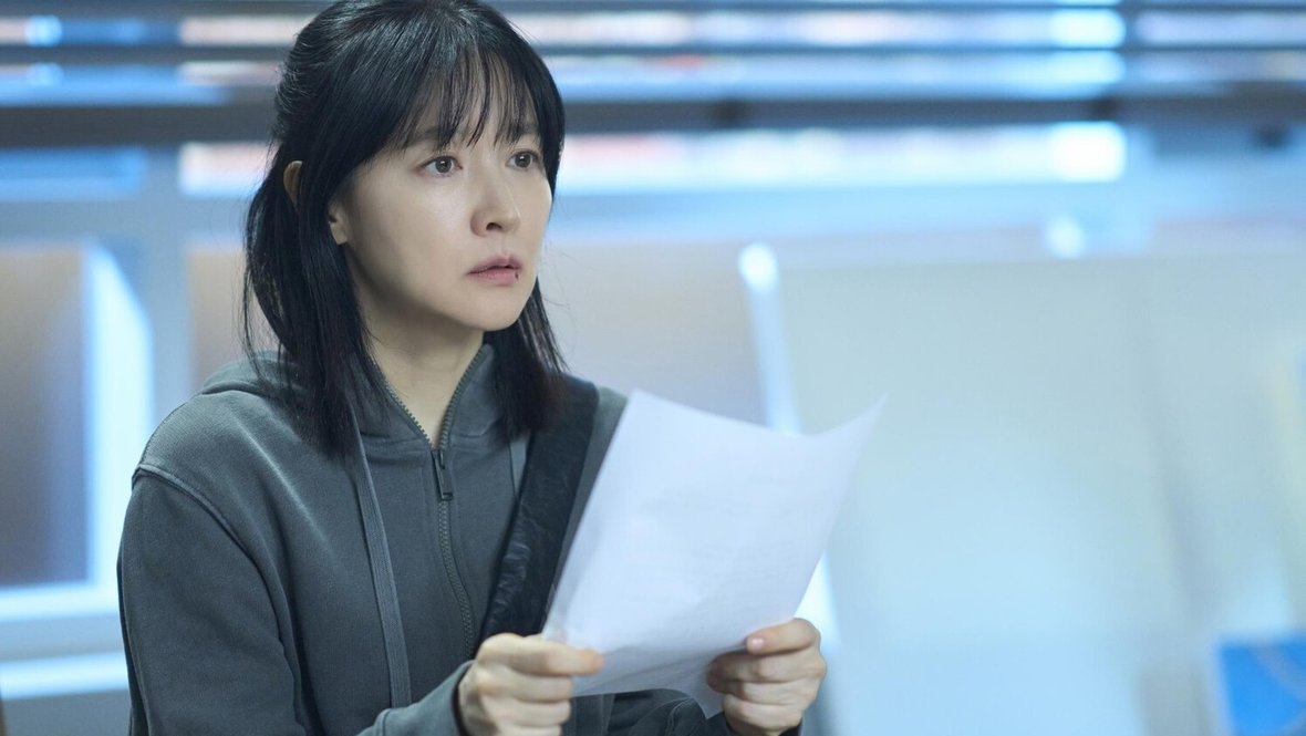 Кадр из сериала «По тонкому льду», реж. Сон Хен-ук, KBS