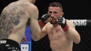 Мераб Двалишвили против Кори Сэндхагена.