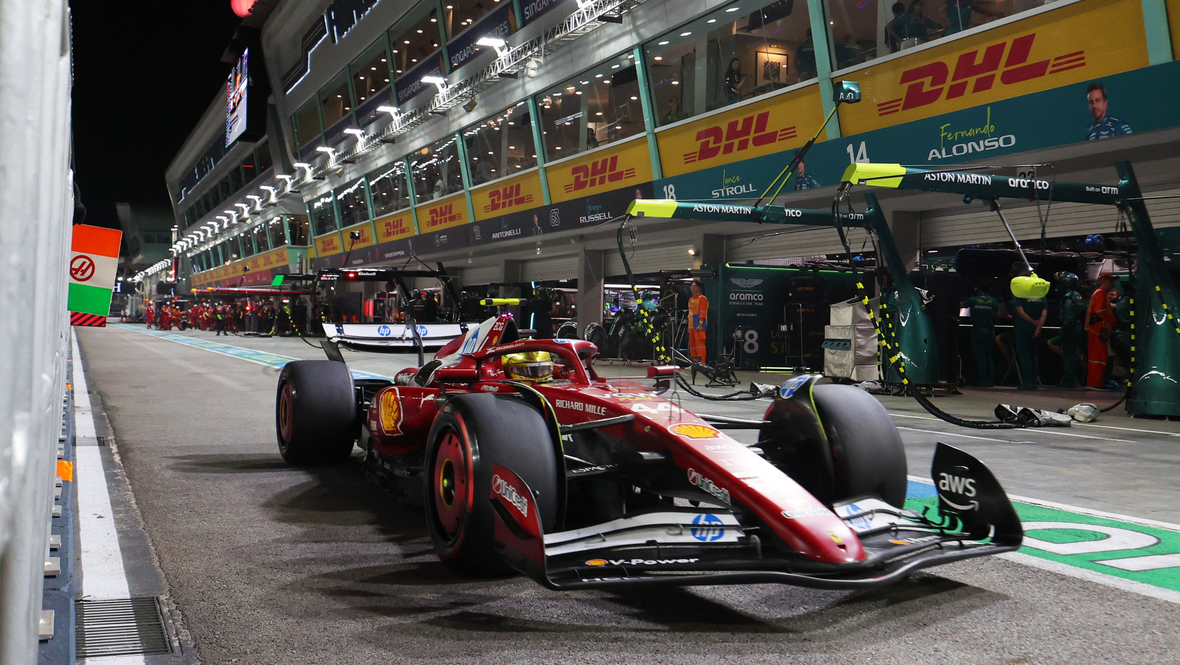 Льюис Хэмилтон.