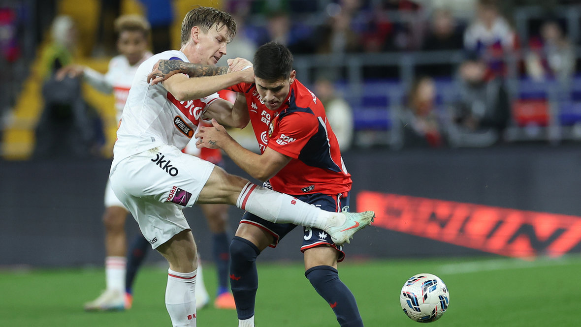 Наиль Умяров и Родриго Вильягра.