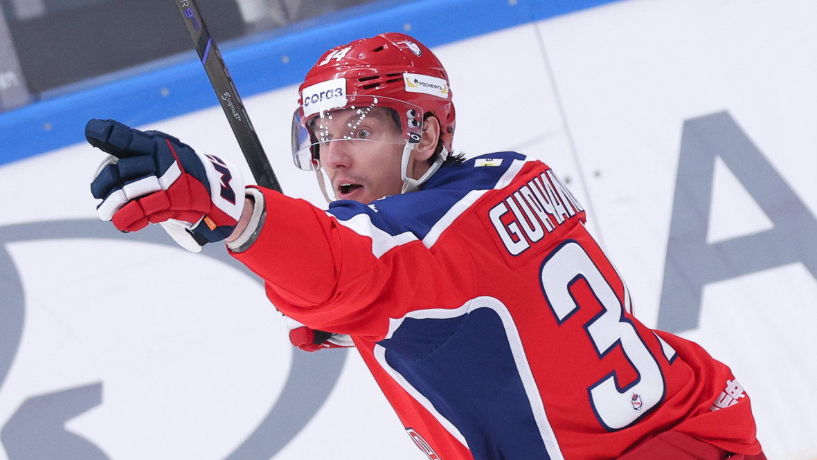 Денис Гурьянов.