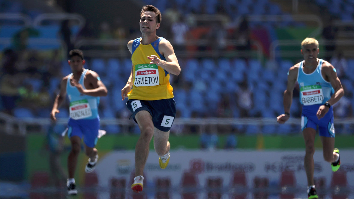 Игорь Цветов.