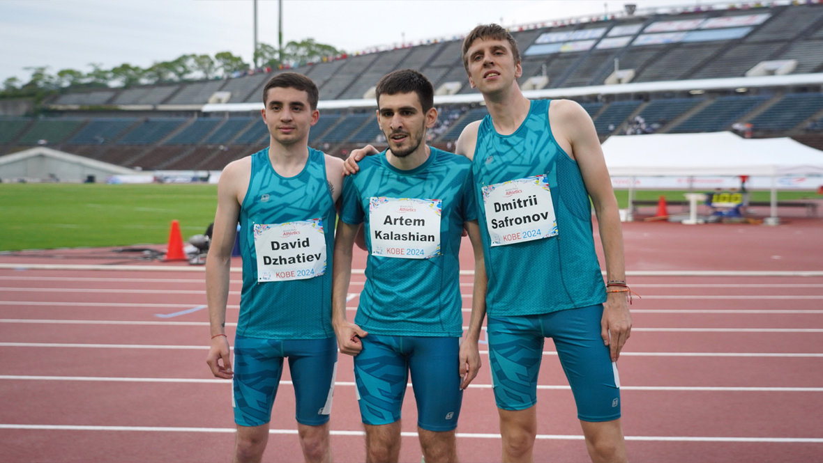 Давидом Джатиев, Артем Калашян и Дмитрий Сафронов.