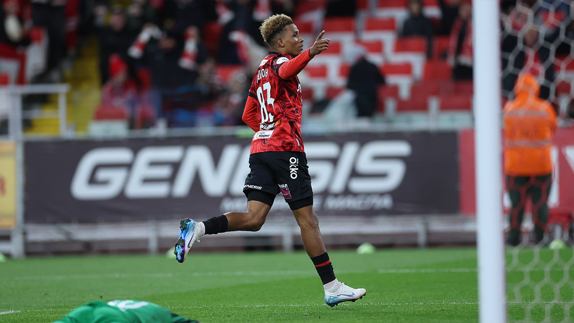 Жедсон Фернандеш.