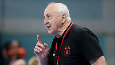 «Если бы уехал за границу, мне было бы лучше. Нашему гандболу — нет». Истории знаменитого тренера Максимова