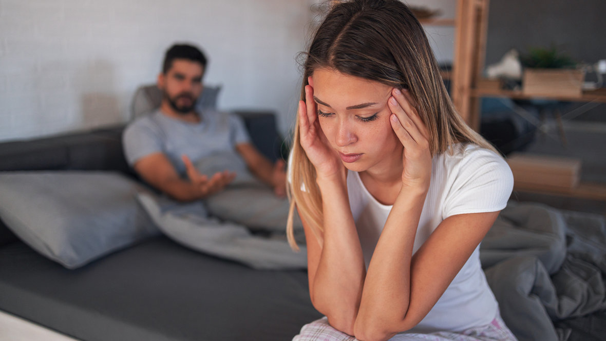 Пара ссорится