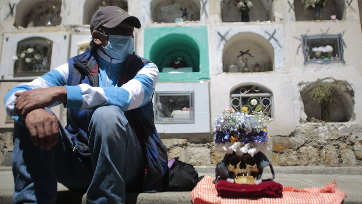 Праздник с черепами предков.