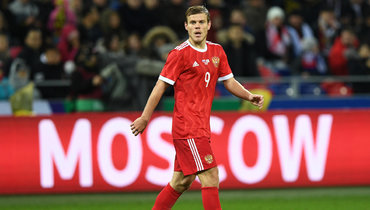 Кокорин подарил гостям французского ресторана 50 бутылок шампанского после победы России над Испанией на ЧМ-2018