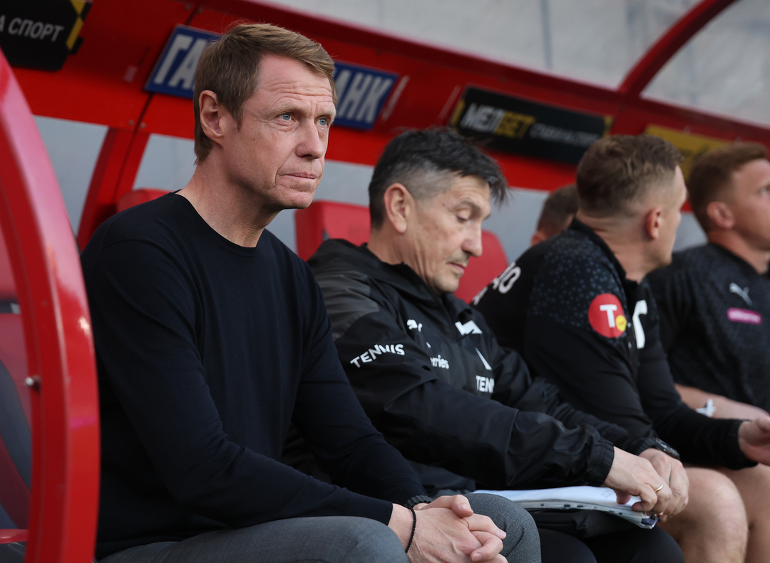 Олег Кононов.