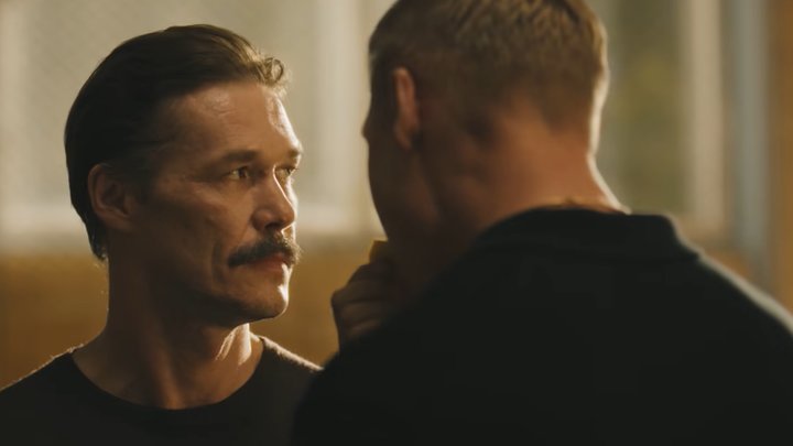 Кадр из сериала «Лихие», реж. Юрий Быков, Продюсерский центр Среда, OKKO