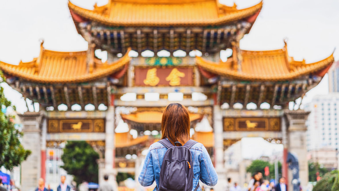 Девушка в Китае