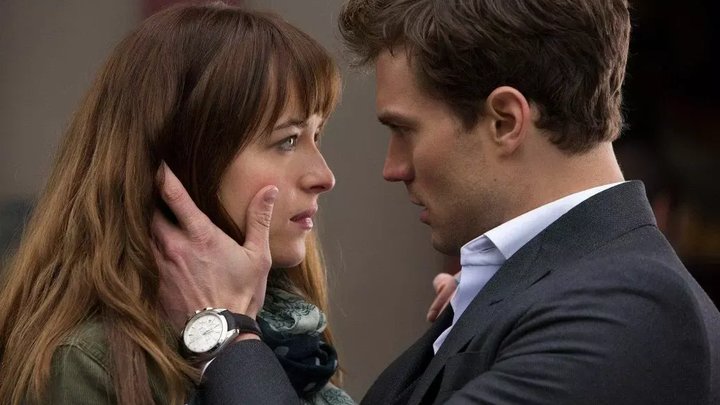 Кадр из фильма «Пятьдесят оттенков серого», реж. Сэм Тейлор-Джонсон, Universal Studios