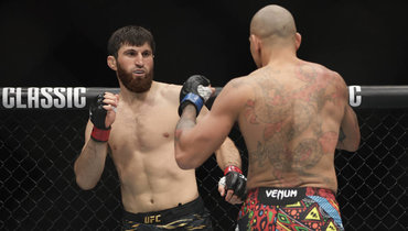 «Магомед в шоке. Он никогда не думал, что может так проиграть». Секундант Анкалаева раскрывает причины поражения от Перейры