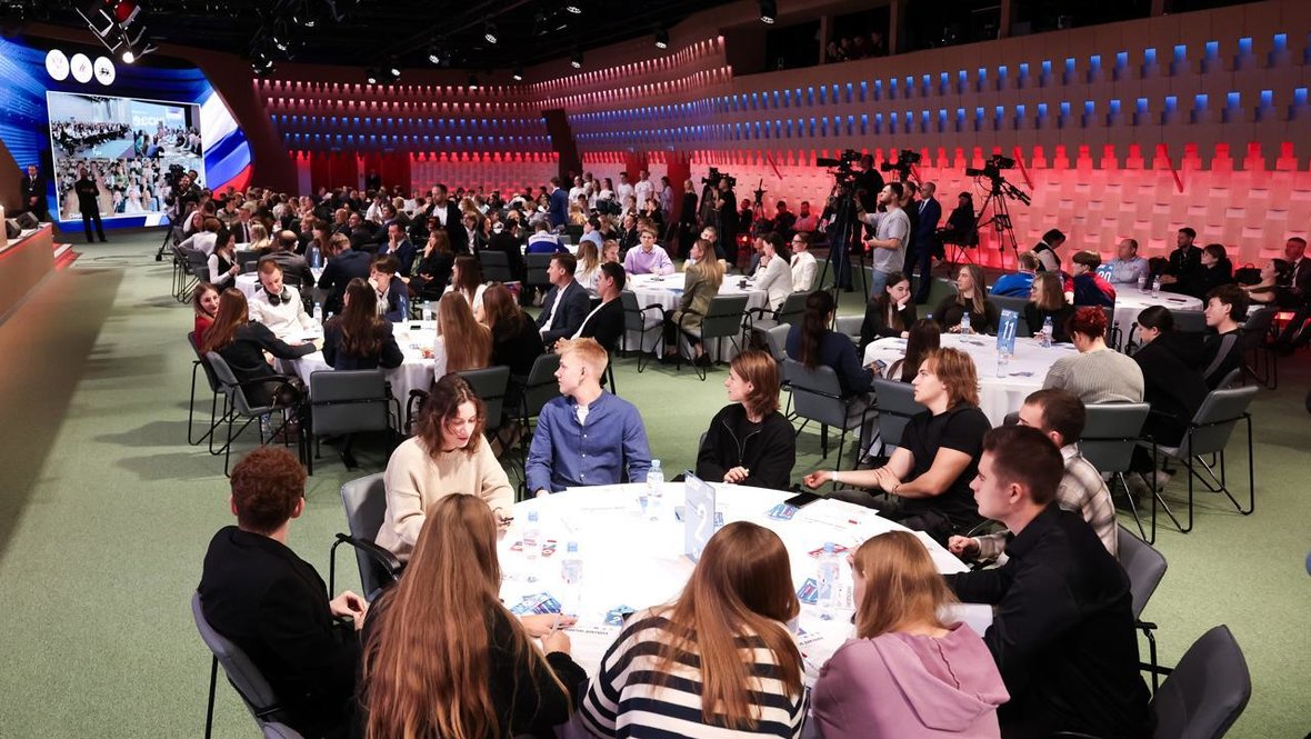 Участники Спортивного диктанта.