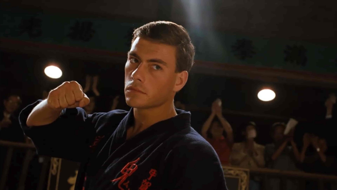 Кадр из фильма «Кровавый спорт», режиссер Ньют Арнольд, Warner Bros.