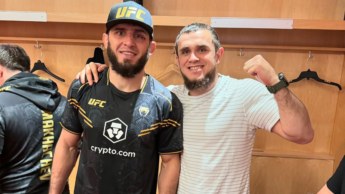 Ислам Махачев и Магомед Зайнуков.