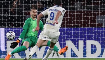 «ПСЖ» ушел от поражения в матче со «Страсбуром»