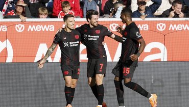 «Байер» победил «Майнц» в матче с семью голами