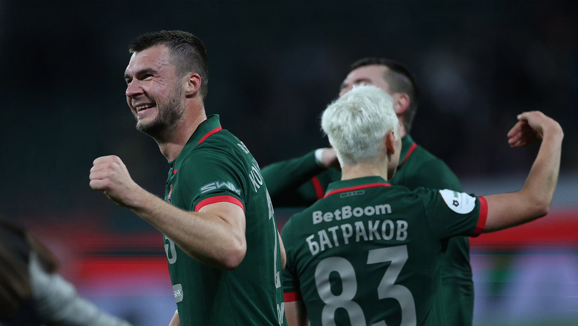 Николай Комличенко.