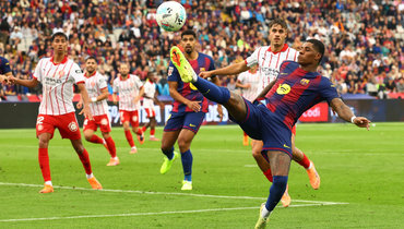 Нападающий «Барселоны» Маркус Рэшфорд в матче с «Жироной».