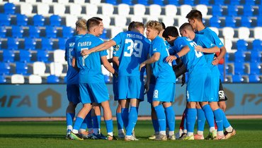 «Чайка» — «Урал»: онлайн-трансляция матча первой лиги (ФНЛ)