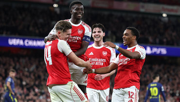 Виктор Дьекереш, Букайо Сака, Деклан Райс и Юрриен Тимбер.