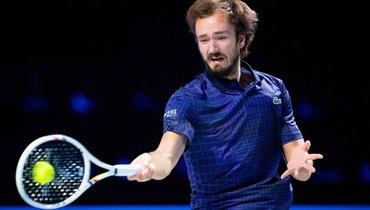 Медведев обыграл Боржеша в первом круге турнира в Вене