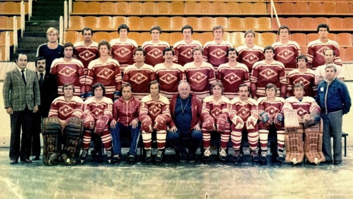 «Спартак» — 1978. Рогатин — крайний слева в верхнем ряду.