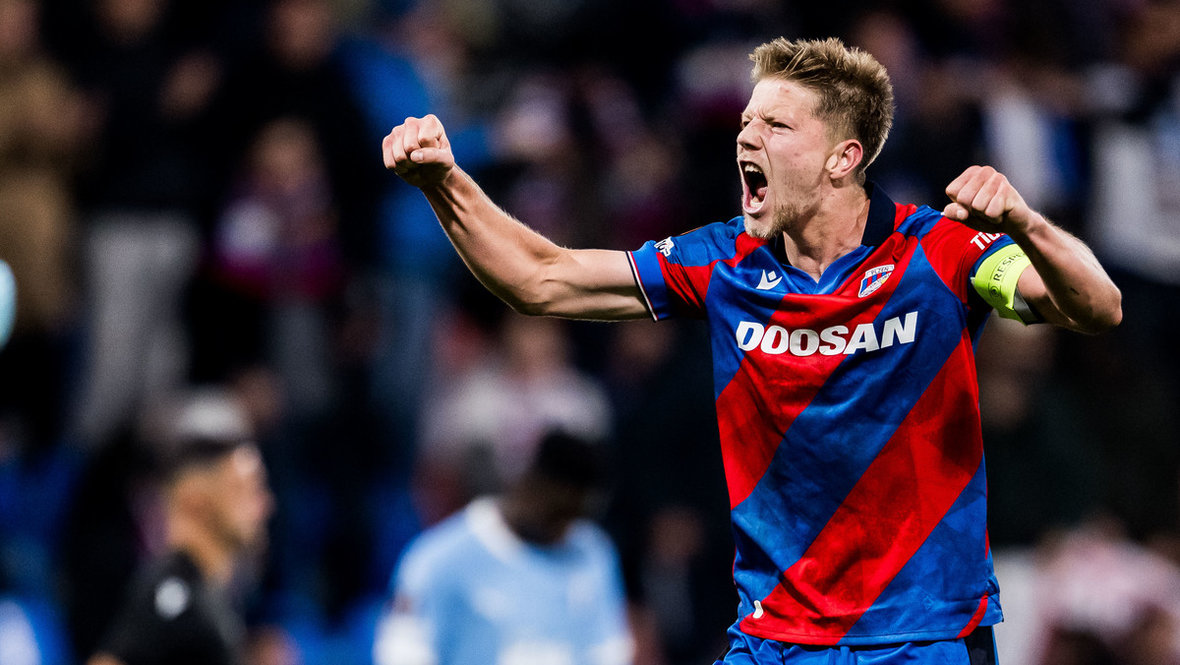 Лукаш Черв («Виктория Пльзень»).