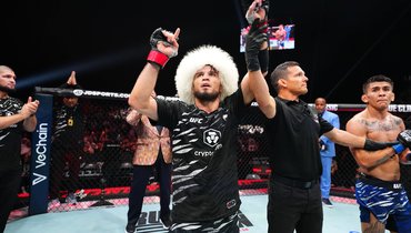 Умар Нурмагомедов после победы в бою на UFC 321.