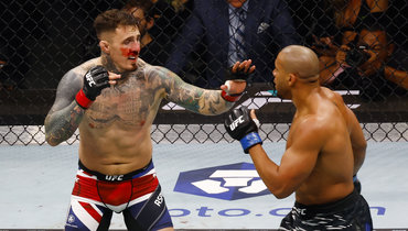 Аспиналл разочаровал — съел кучу джебов, все атаки по прямой, без преимущества в скорости мало что может