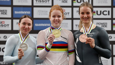 У сборной России вторая медаль на ЧМ по велотреку: Бурлакова стала второй в гите