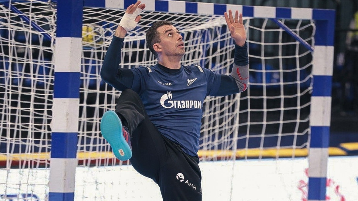 Разминка перед матчем.